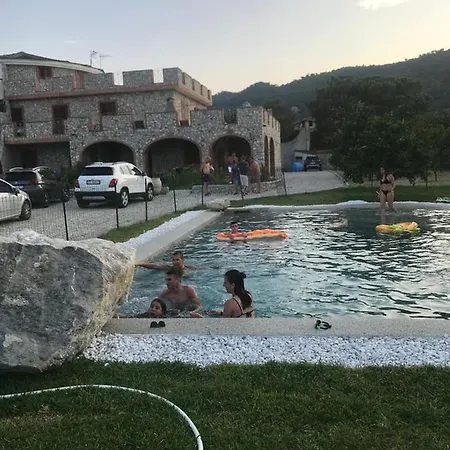 Residenza Monarka *